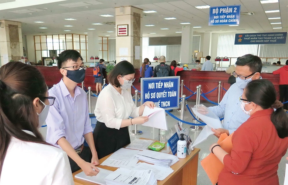 Bonfire of red tape to spark smoother business operation