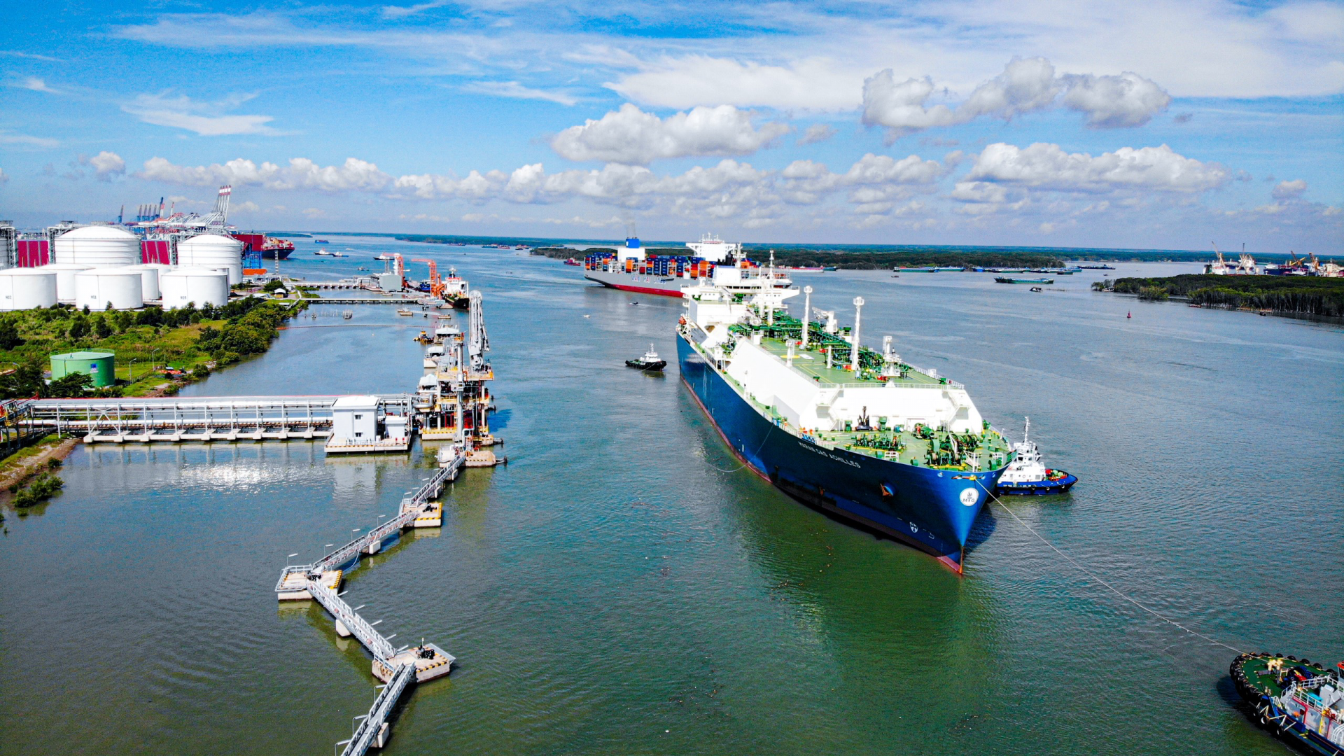 Thi Vai Terminal receives first LNG shipment