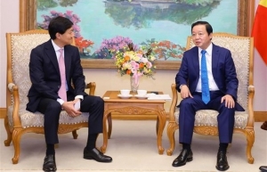 Deputy PM receives leader of Japan's MOECO company