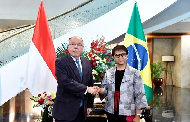 Indonesia calls on Brazil to invest in cattle breeding