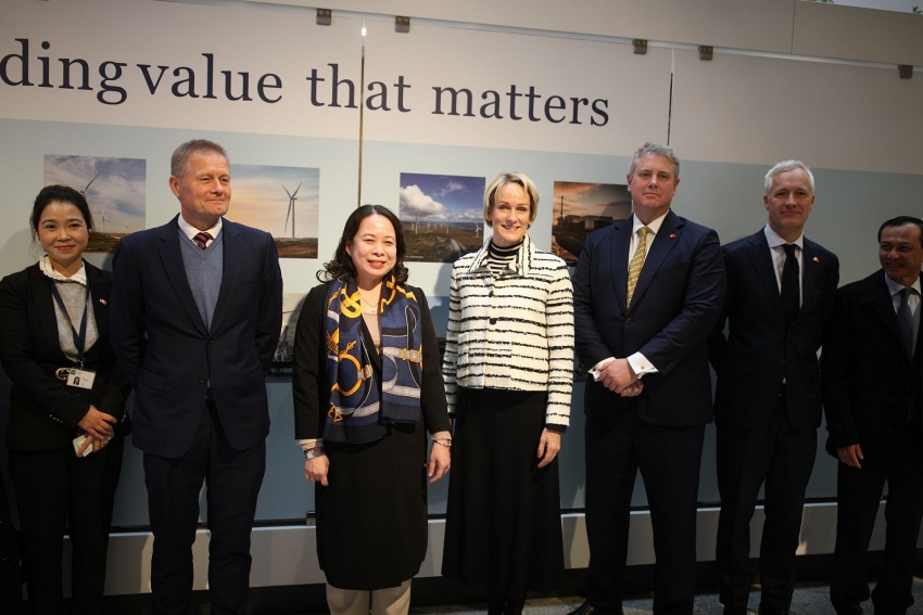 Vice President Vo Thi Anh Xuan visits Copenhagen Infrastructure Partners headquarters in Denmark