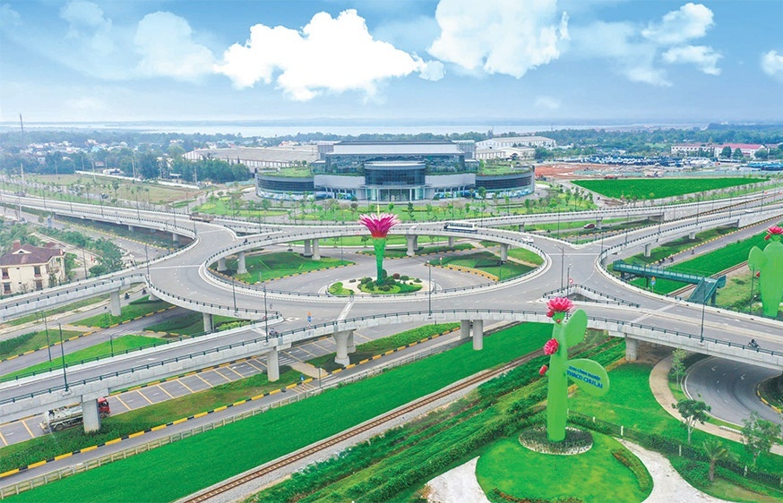Quang Nam outlines its rapid development dreams