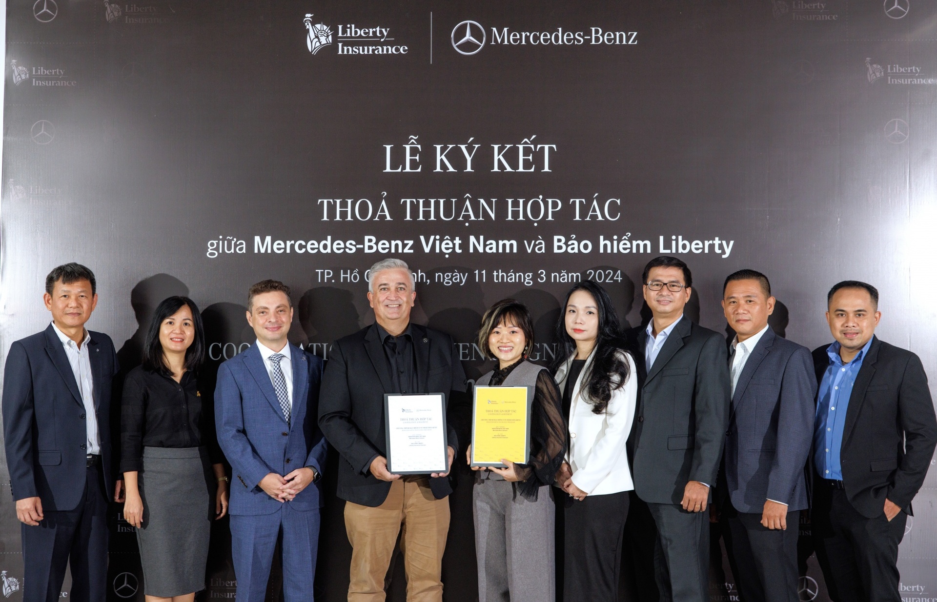 Liberty Insurance Vietnam and Mercedes-Benz Vietnam sign insurance deal