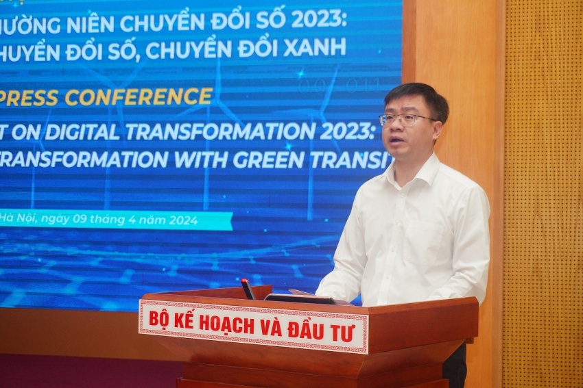 Nguyen Duc Trung, deputy director of the Enterprise Development Department, MPI, delivered a speech at the conference