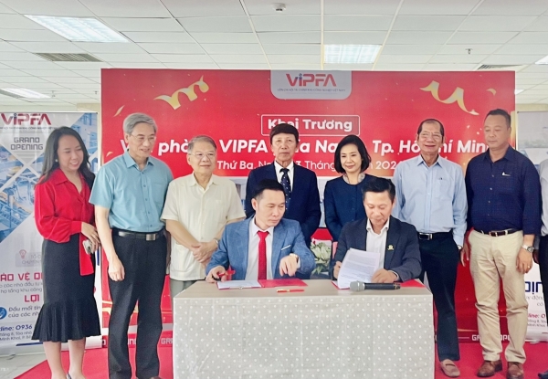 DVL Ventures and FDI Vietnam ink agreement on legal consultancy for investors