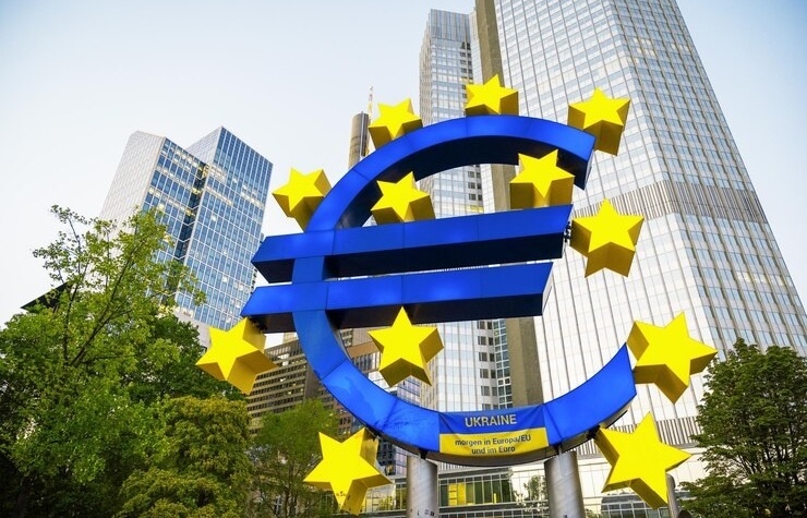 Eurozone inflation eases slightly in June