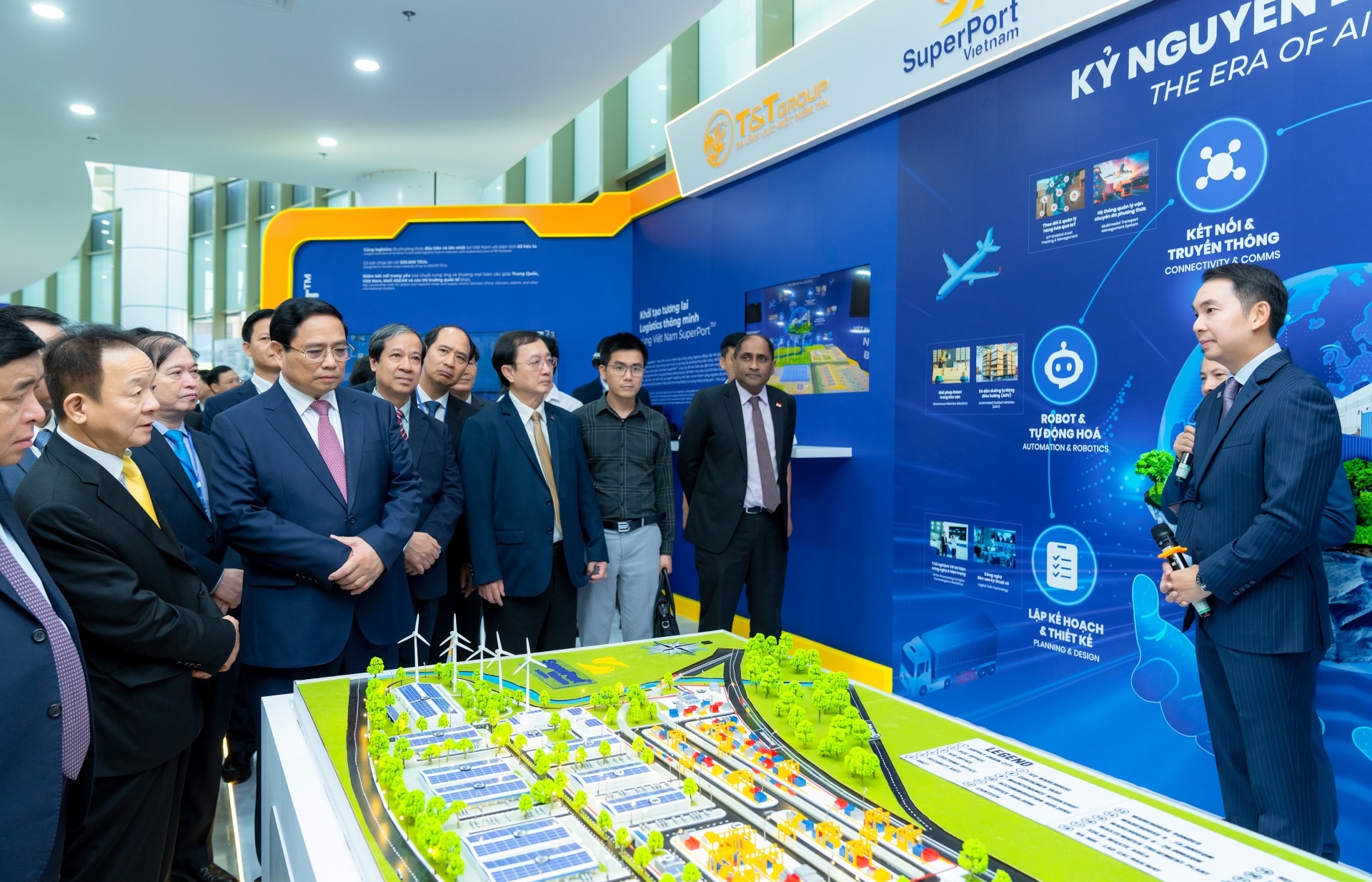 Vietnam SuperPort unveils digital transformation plan to boost connectivity