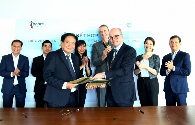 Dragon Capital signs strategic agreement to strengthen biodiversity