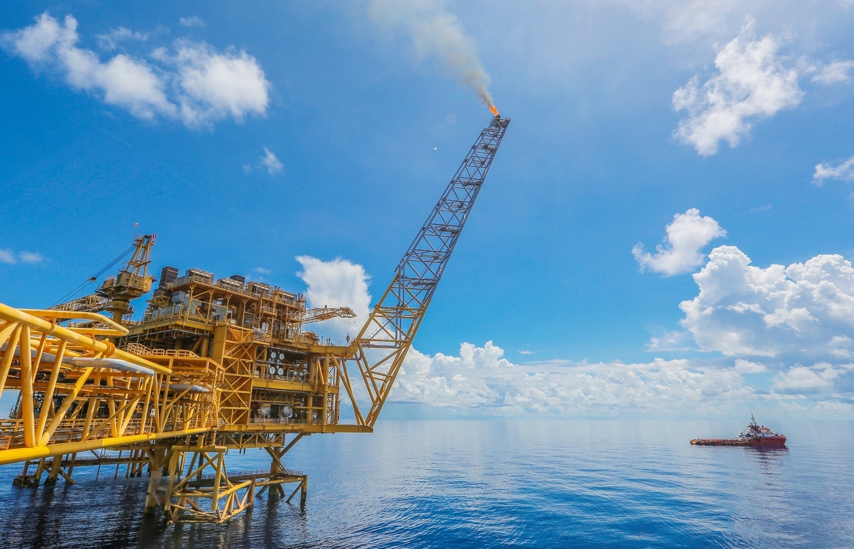 Vietnam's oil and gas laws in urgent need of readjustment to current-day realities