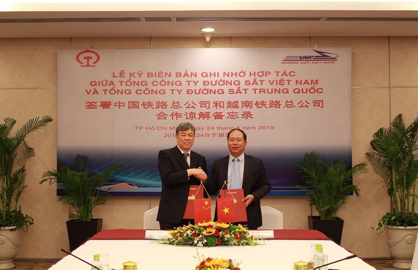 Vietnam, China Railways Groups strengthen co-operation 