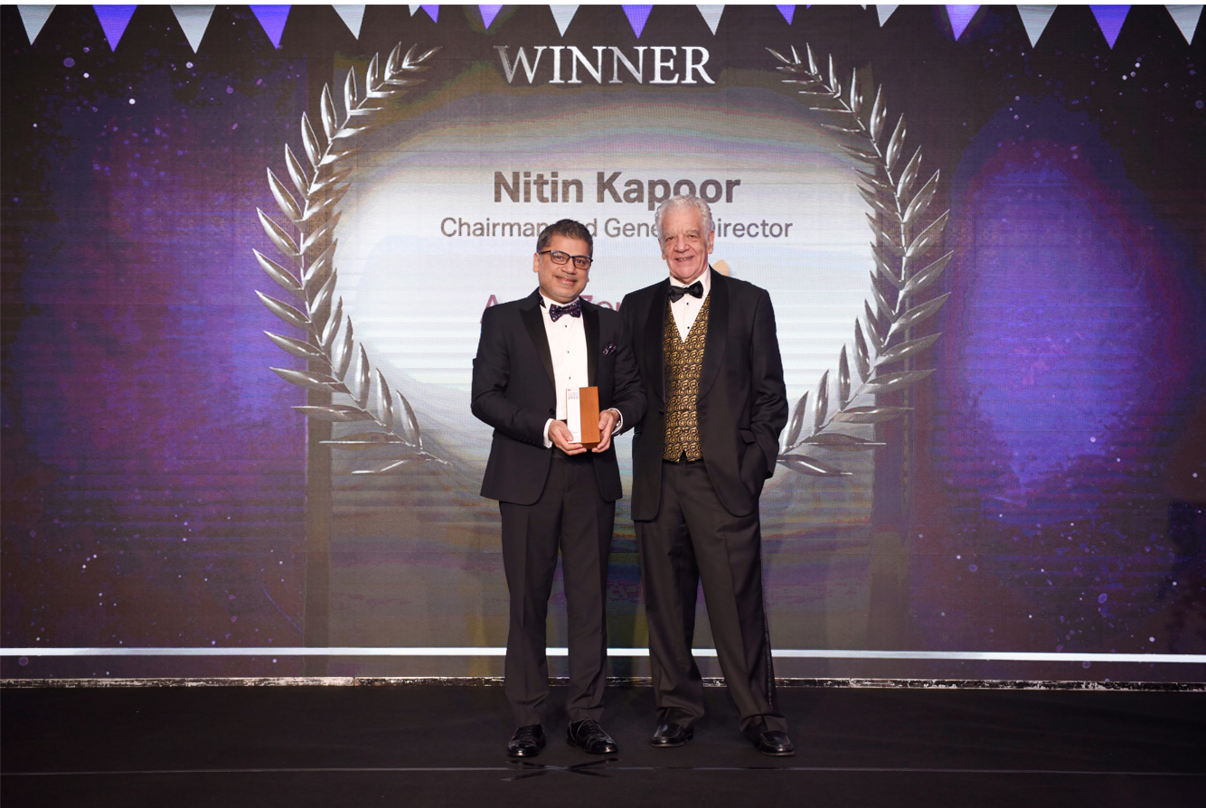 Nitin Kapoor of AstraZeneca Vietnam wins award for Great Leadership