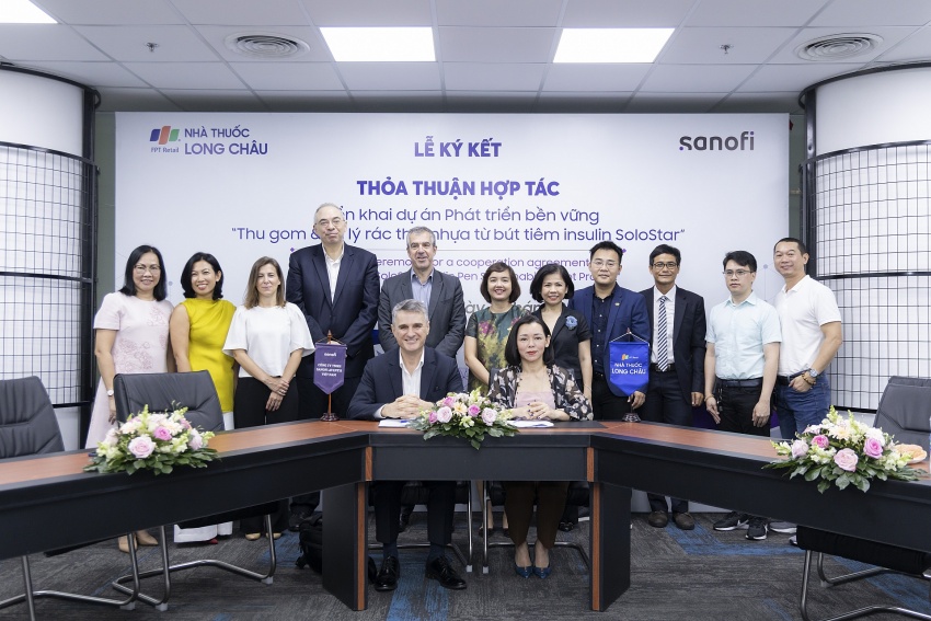 Sanofi-Aventis Vietnam joins efforts to reduce plastic waste