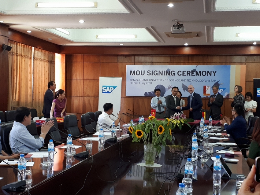 sap se and hust sign mou on training cooperation