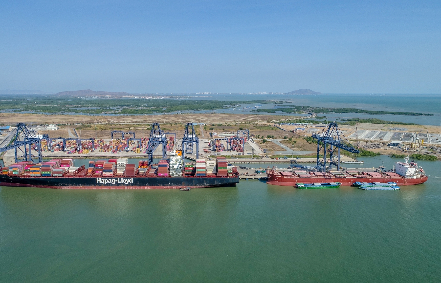 Vietnam announces criteria for classification of seaports