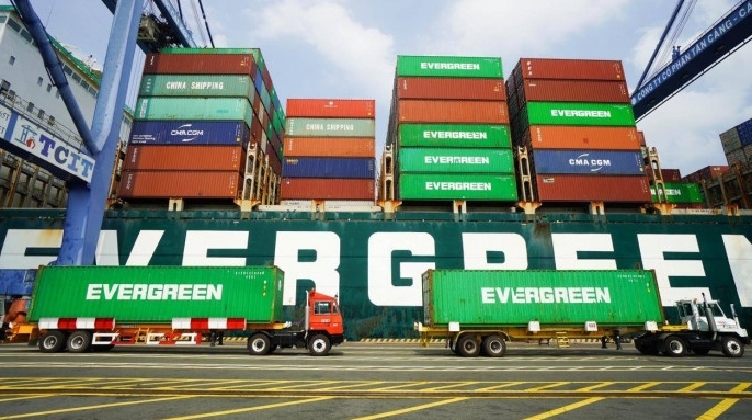 Container throughput via Vietnamese seaports grows in double-digit up to August