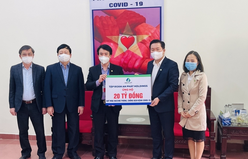 An Phat Holdings donates $870,000 to support COVID-19 fight in Hai Duong