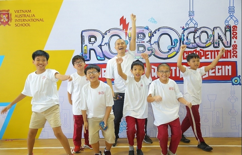 VAS instils passion for creating and programming robots in primary students