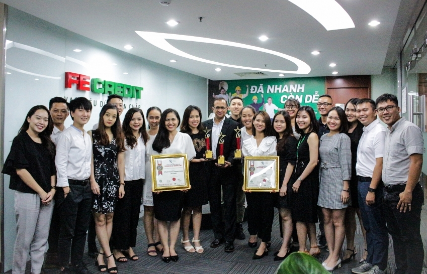 FE Credit scores hat-trick at CMO Asia Awards 2019