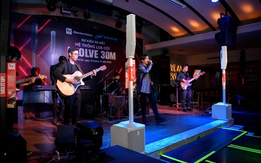 electro voice launches flagship compact column loudspeaker system evolve 30m in vietnam