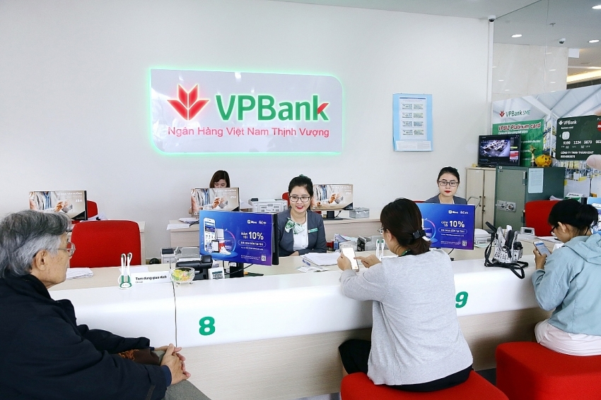 VPBank toasted as Vietnam’s largest private bank on VNR500