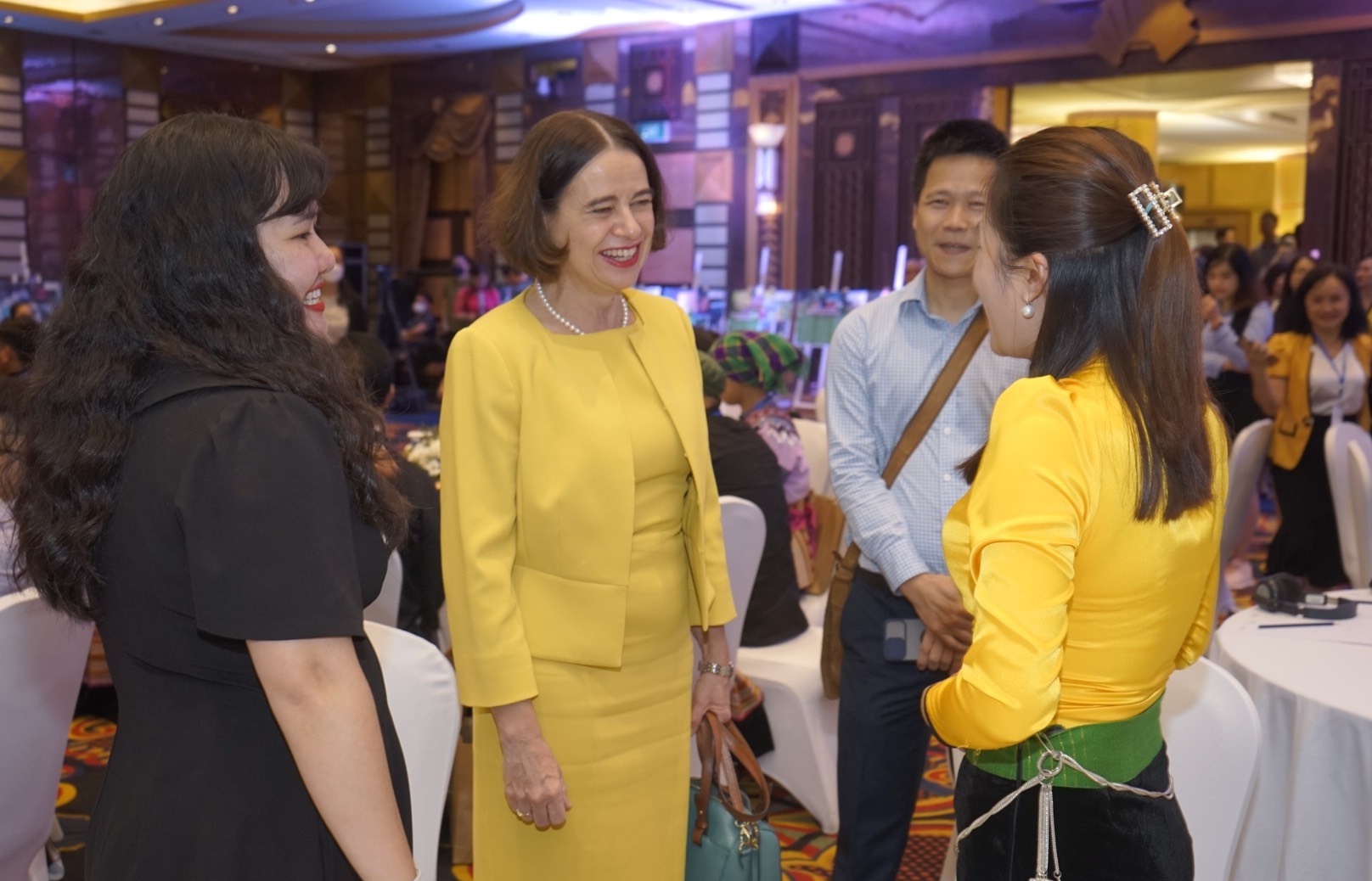 Australia and Vietnam work together on gender equality for stronger economies