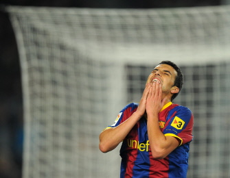 Pedro brace sends Barcelona five clear