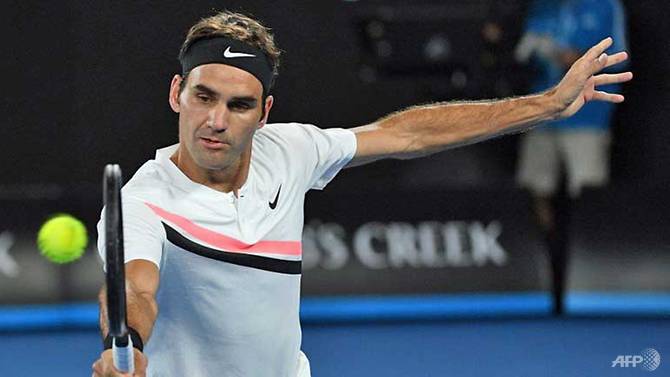 Federer faces Chung in Australian Open semi-final
