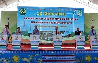 Work begins on Lac Hoa wind power plant in Soc Trang
