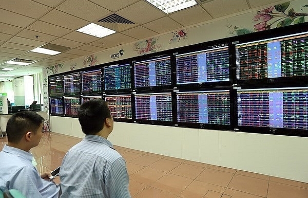 Fewer investors open new trading accounts in 2019