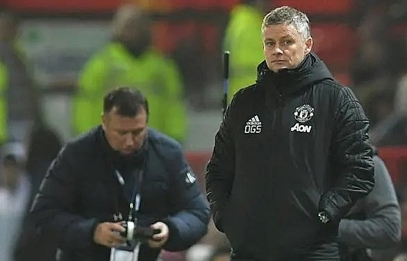 Manchester United can't use pitch as an excuse in FA Cup tie, says Tranmere boss