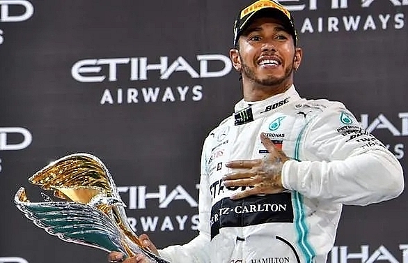 Formula 1: Hamilton says he has not spoken to Mercedes about a new deal