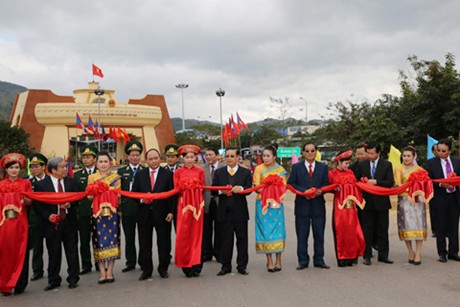 one door one stop model inaugurated at lao bao densavan border gate