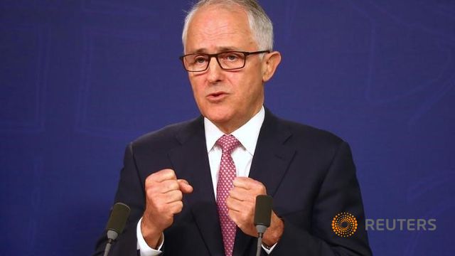 Australia PM Turnbull offers media advice to Trump