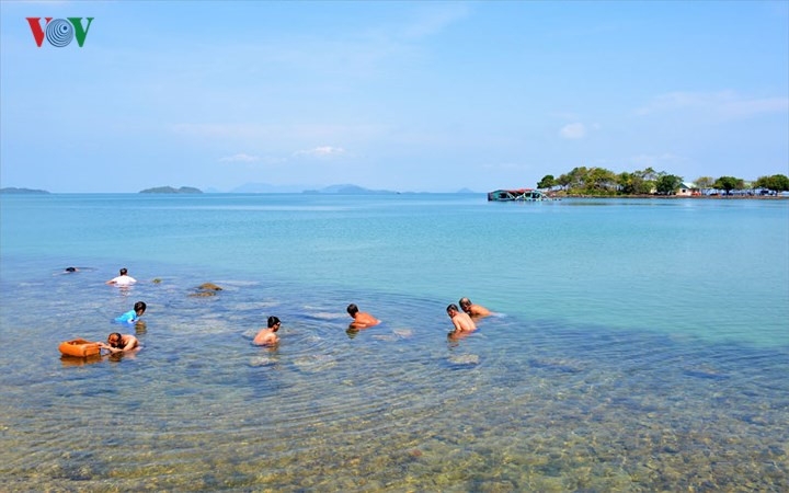 the charming beauty of hai tac archipelago