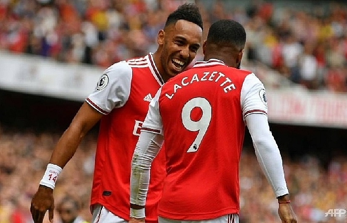Arsenal must keep Aubameyang, says Lacazette