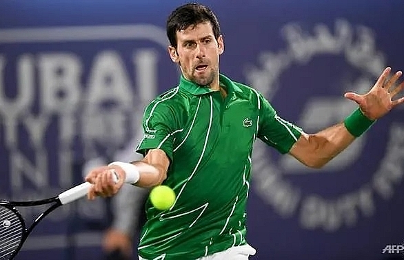 Djokovic, Tsitsipas power into Dubai quarter-finals