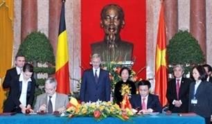 belgium vietnam strengthen finance cooperation