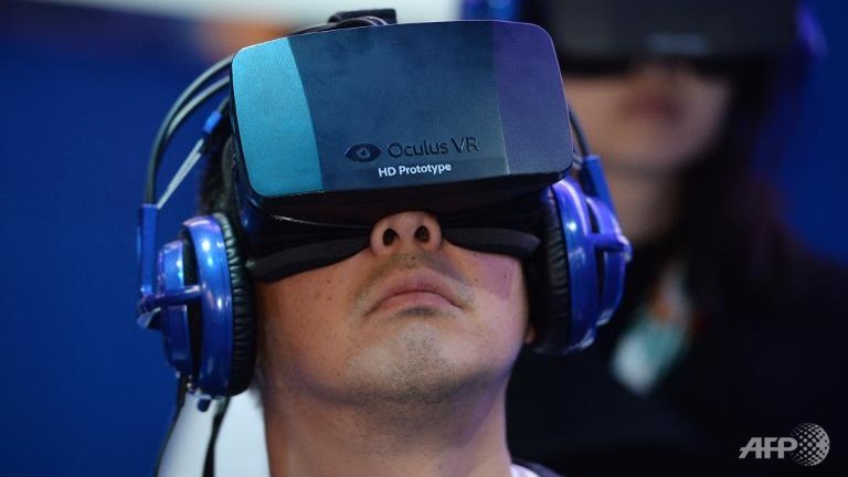 facebook takes us 2b dive into virtual reality