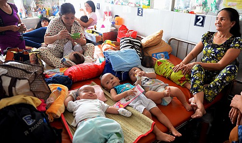 authorities address patient crowding at ho chi minh city hospitals