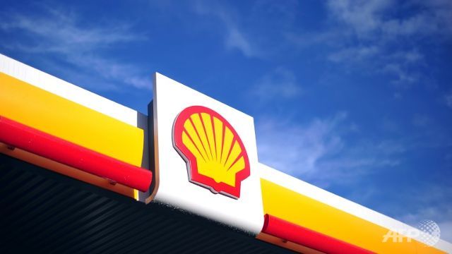 Shell sells Canada oil sands assets