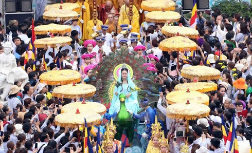 quan the am festival takes place in danang