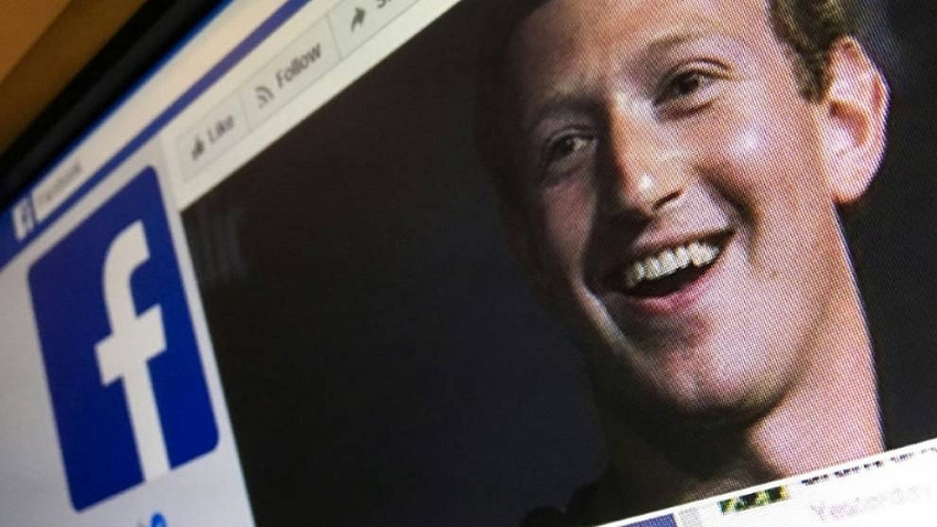 uk mps demand zuckerberg testify on data row after he offers deputy