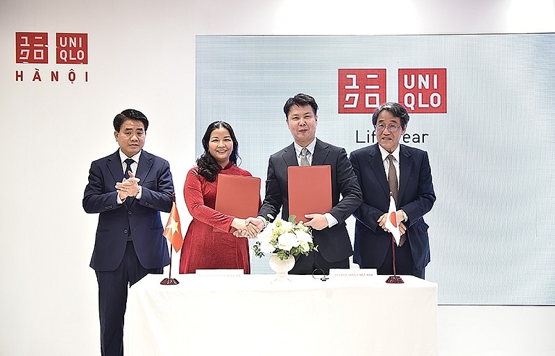 UNIQLO opens first store  in the capital of Hanoi