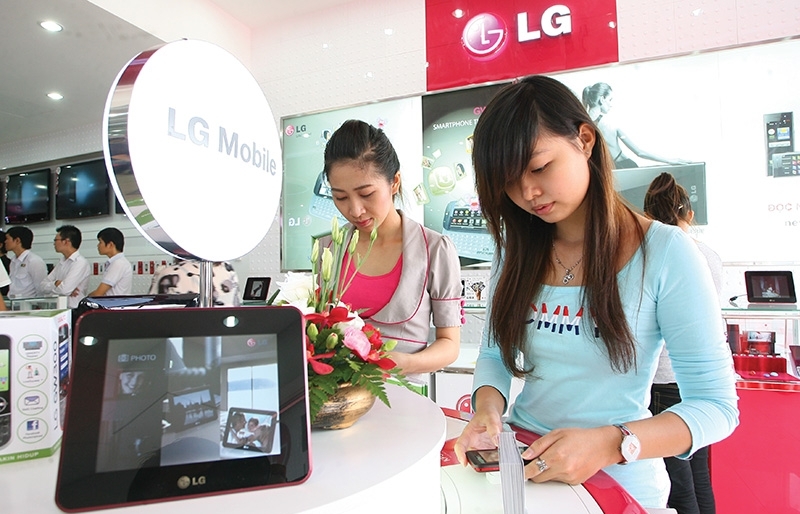 Rumbles of discontent with working conditions at LG