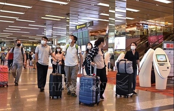 Singapore launches vaccinated travel lane with Vietnam