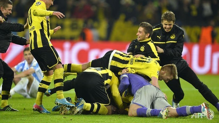 Last-gasp Dortmund snatch semi-final place