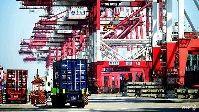 china slaps retaliatory tariffs on 128 us imports