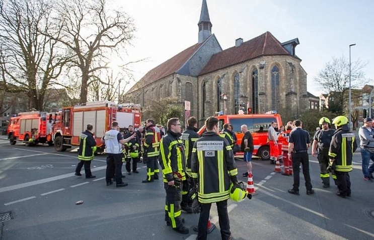 No Vietnamese victim reported in car crash in Germany