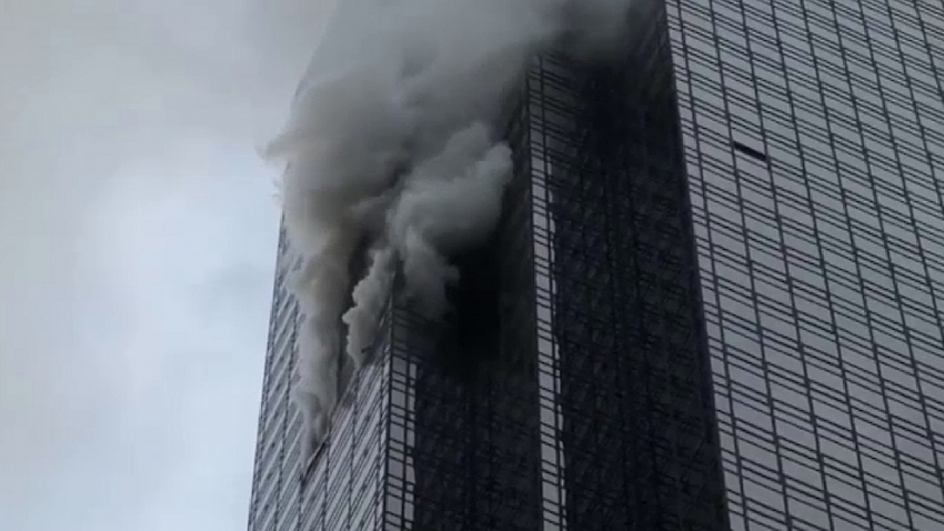 man dies after fire breaks out at trump tower in new york