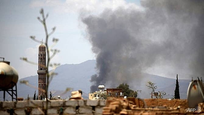 20 killed 40 wounded in air raid on yemen wedding medics